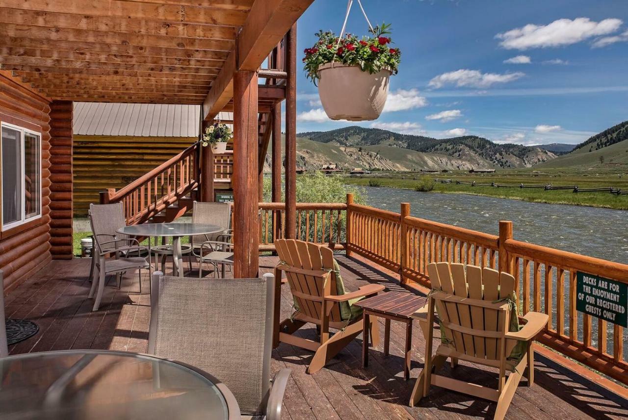Redfish Riverside Inn Stanley المظهر الخارجي الصورة